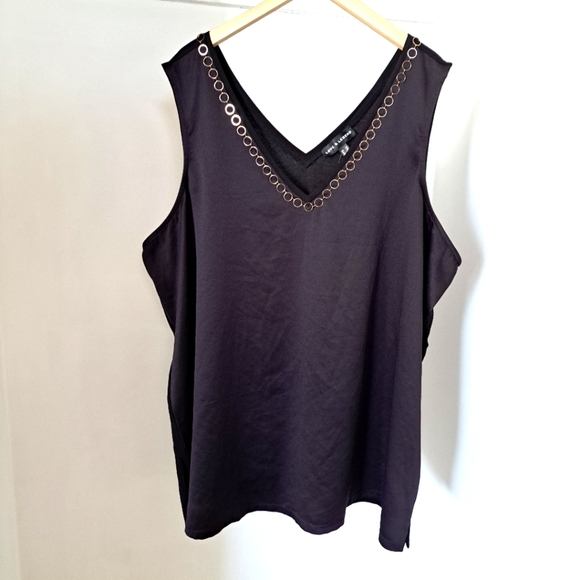 Love & Legend | Black v neck sleevless womens blouse & gold metal accent - Picture 2 of 9
